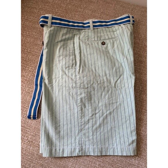 Izod Stripe Belted Shorts Men’s Size 38 100% Cotton Light Green/Blue - Picture 3 of 7